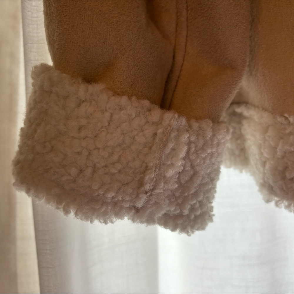 Coat - Picture 2 of 6